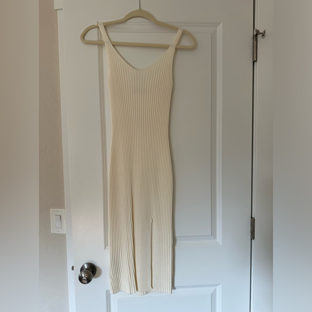 ABERCROMBIE & FITCH-Cream Knit Dress NWT